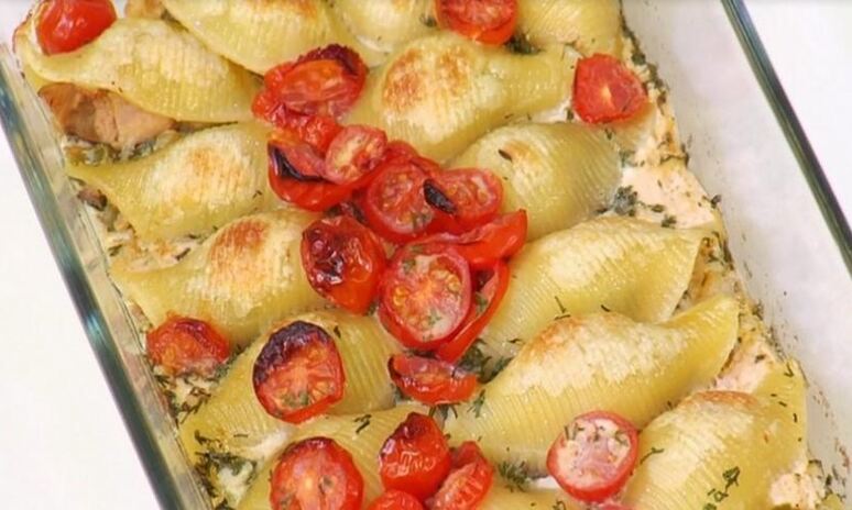 Рецепт конкильони, фаршированные овощами и тунцом, запеченные с помидорами черри