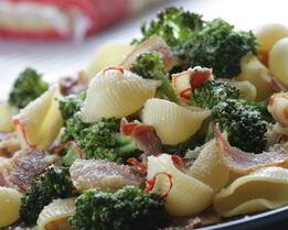 Макароны-ракушки с брокколи