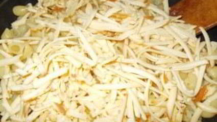 макароны с колбасным сыром