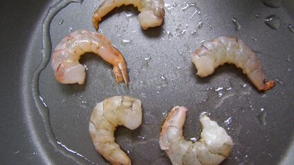 макароны с креветками в сливочном соусе