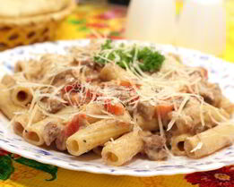 Макароны с мясом и овощами