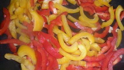 острая паста со сладким перцем