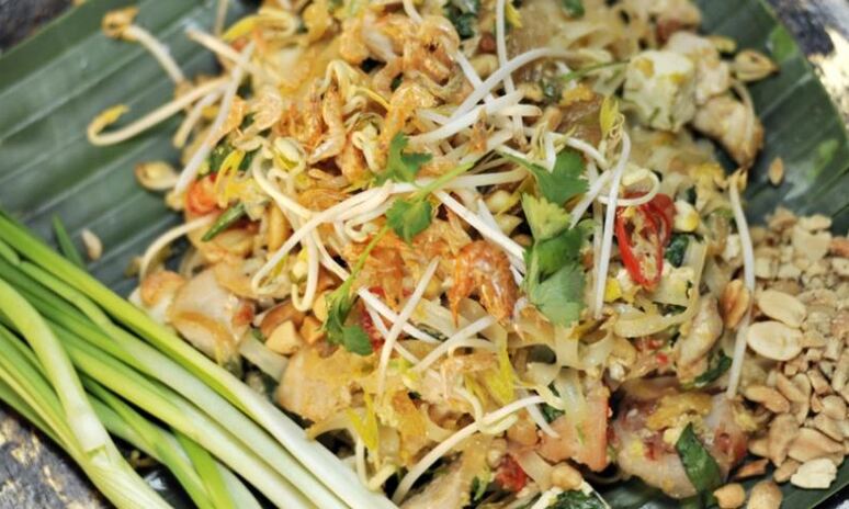 Рецепт пад тай — жареная лапша по-тайски