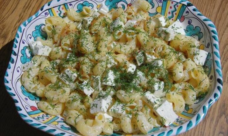 Рецепт паста по-турецки с фетой и кефиром