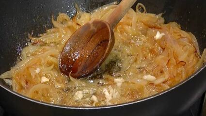 паста по-турецки с фетой и кефиром