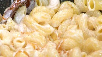 паста по-турецки с фетой и кефиром