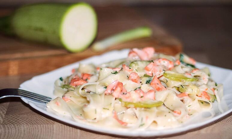 Рецепт паста с красной рыбой в сливочном соусе