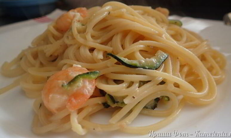 Рецепт паста с креветками и цукини