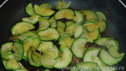 паста с креветками и цукини