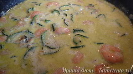 паста с креветками и цукини