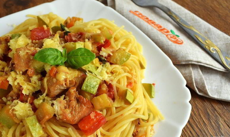 Рецепт паста с курицей и соусом песто