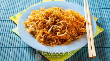 жареная лапша с морковью