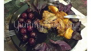 Апельсиновая утка, запеченная с яблоком в меде