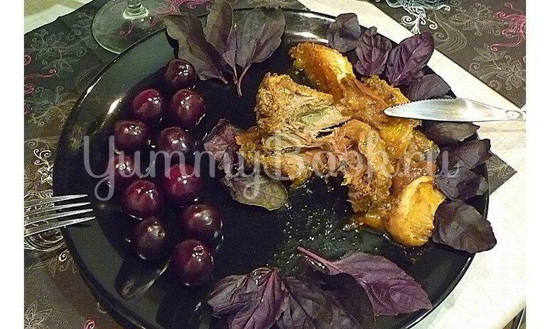 Рецепт апельсиновая утка, запеченная с яблоком в меде