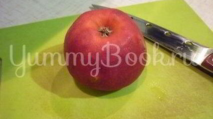 апельсиновая утка, запеченная с яблоком в меде