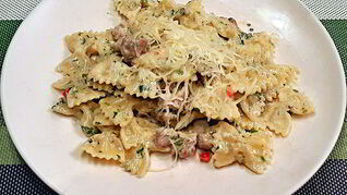 Фарфалле с бараниной