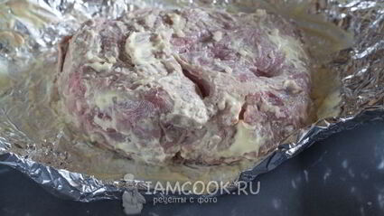 говядина в майонезе в духовке