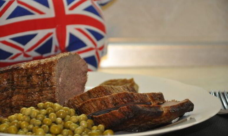 Рецепт классический ростбиф с зеленым горошком