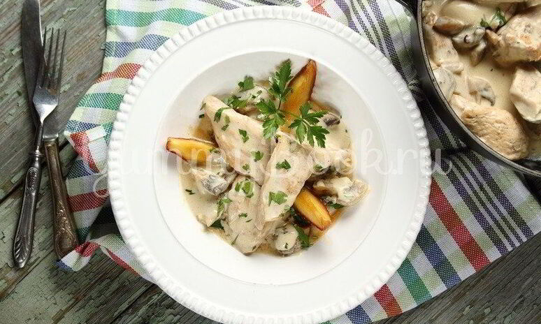 Рецепт куриное филе с яблоками и сидром