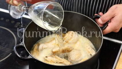 куриное филе с яблоками и сидром