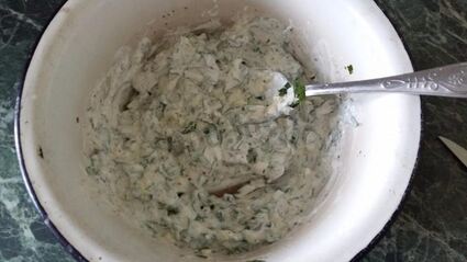 куриные бедра в сметанном маринаде в духовке