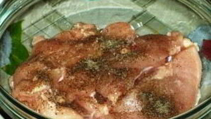 куриные грудки, запеченные в пряностях