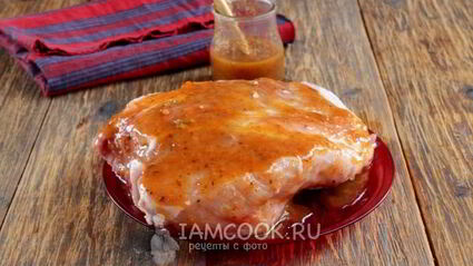 окорок свиной, запеченный в духовке в фольге