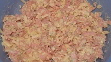 сардельки, фаршированные картошкой