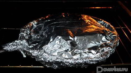 свиная грудинка, запеченная с пивом