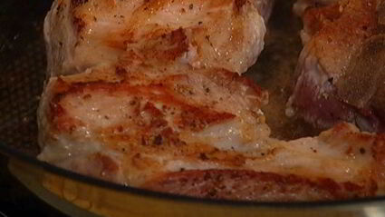 свиные ребрышки с грибами и красной фасолью