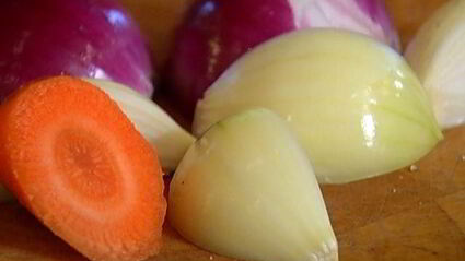 свиные ребрышки с грибами и красной фасолью