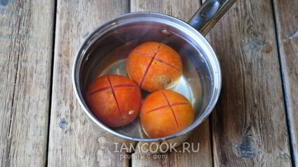 тушеная свинина с помидорами