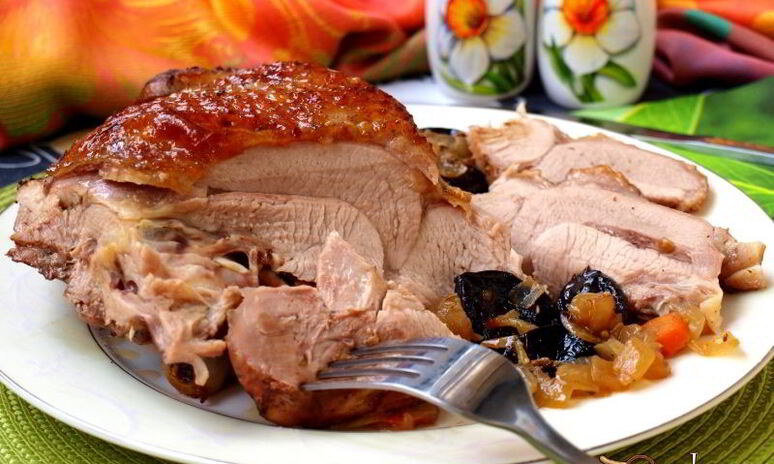Рецепт запеченное бедро индейки с черносливом