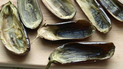 баклажаны фаршированные овощами и копченой грудинкой