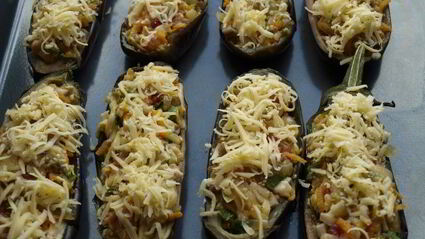 баклажаны фаршированные овощами и копченой грудинкой