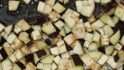 баклажаны с козьим сыром и базиликом