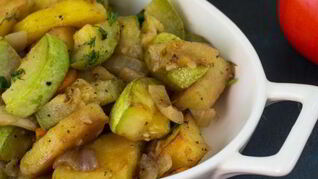 Кабачки, жаренные с картофелем
