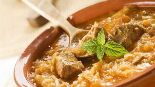 Капуста, тушенная с мясом