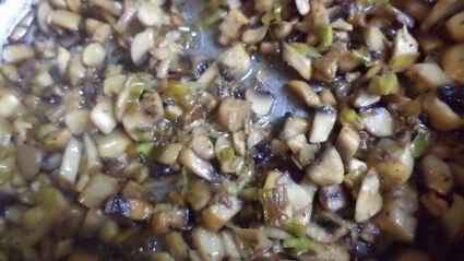 перец, фаршированный рисом, курицей и перчиком чили