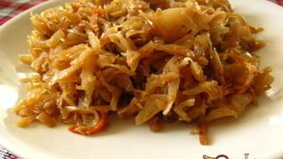 Тушеная капуста