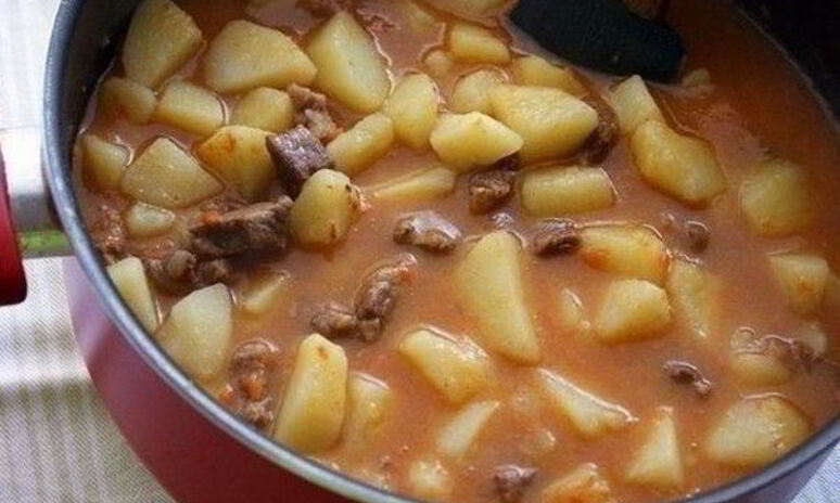 Рецепт тушеный картофель с говядиной и помидорами