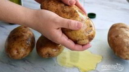запеченная картошка в кожуре