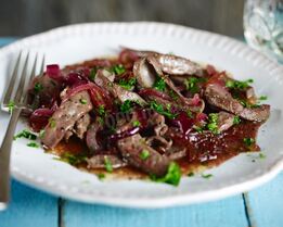 Говяжья печень с луком в мультиварке