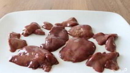 куриная печень на сковороде