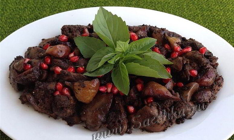 Рецепт куриная печень с инжиром и вином