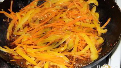 куриная печень с овощами по-китайски