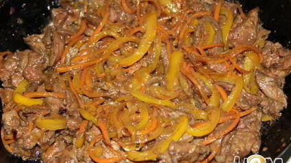 куриная печень с овощами по-китайски