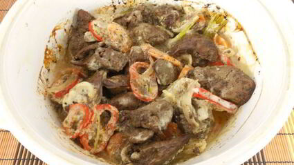 куриная печень с овощами в духовке