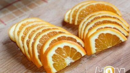 куриная печень тушеная по-итальянски с апельсином