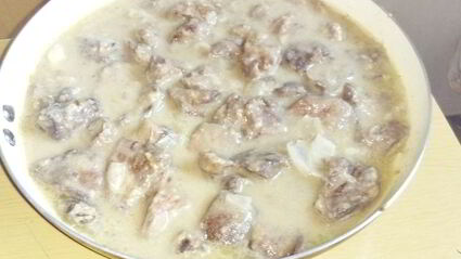куриная печень в сметанном соусе